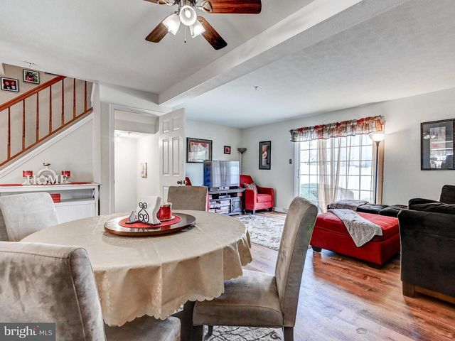 661 BOXWOOD DR, Hampstead, MD 21074