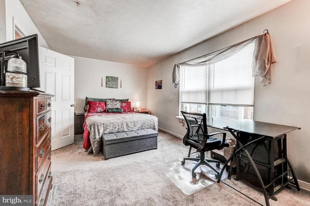 661 BOXWOOD DR, Hampstead, MD 21074