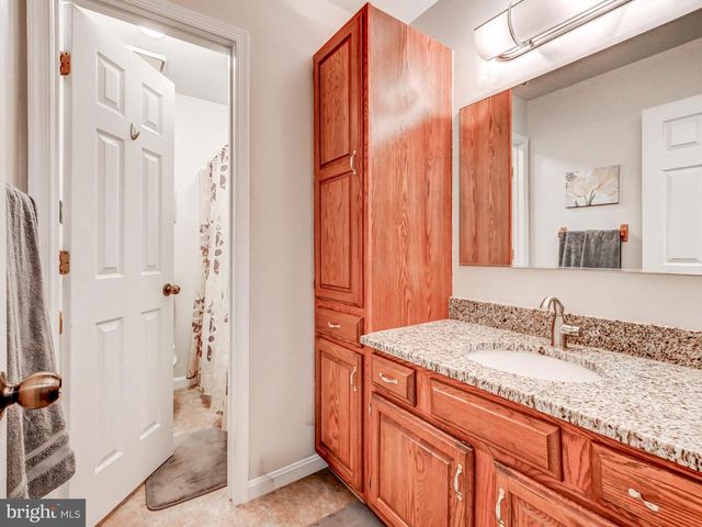 661 BOXWOOD DR, Hampstead, MD 21074