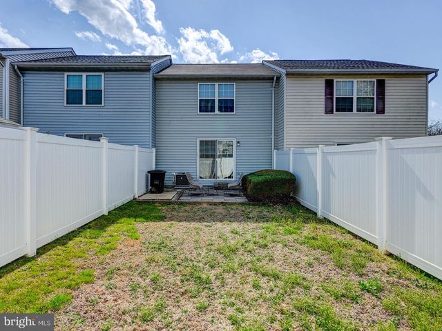 661 BOXWOOD DR, Hampstead, MD 21074