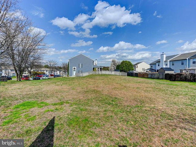 661 BOXWOOD DR, Hampstead, MD 21074