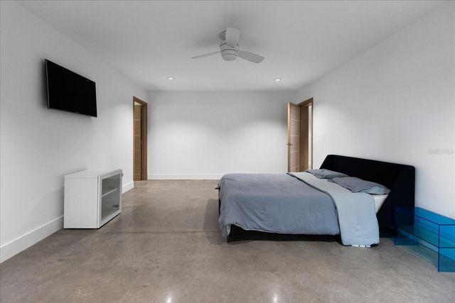 3807 S SEMORAN BOULEVARD, Orlando, FL 32822