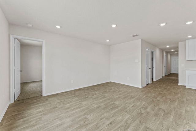 915 Prince Albert, Seguin, TX 78155