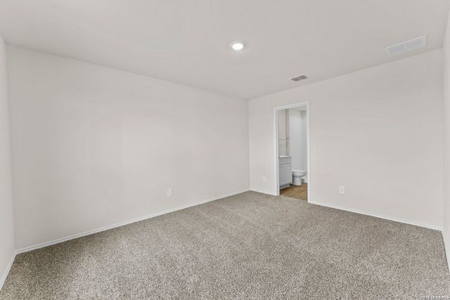 915 Prince Albert, Seguin, TX 78155