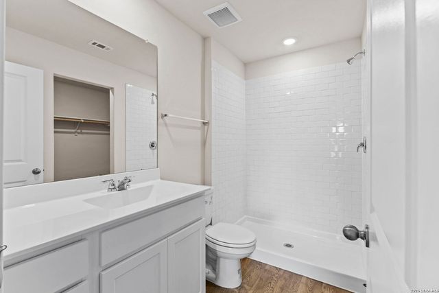 915 Prince Albert, Seguin, TX 78155