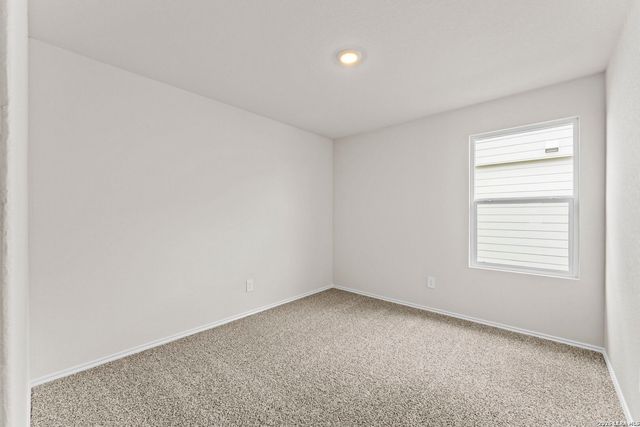 915 Prince Albert, Seguin, TX 78155
