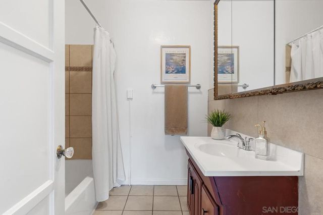 2805 State St, San Diego, CA 92103