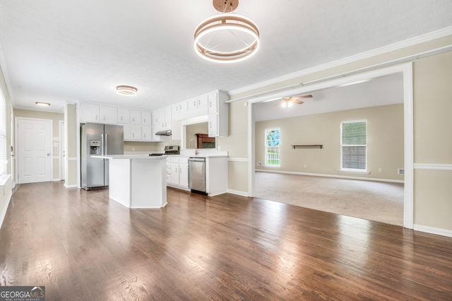 256 Country Lake Drive, Mcdonough, GA 30252