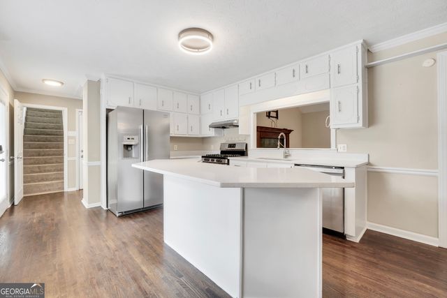 256 Country Lake Drive, Mcdonough, GA 30252