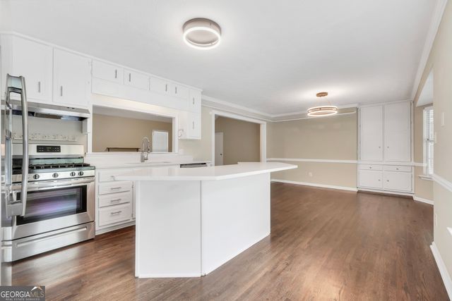 256 Country Lake Drive, Mcdonough, GA 30252