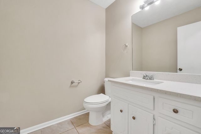 256 Country Lake Drive, Mcdonough, GA 30252
