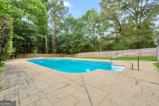 256 Country Lake Drive, Mcdonough, GA 30252