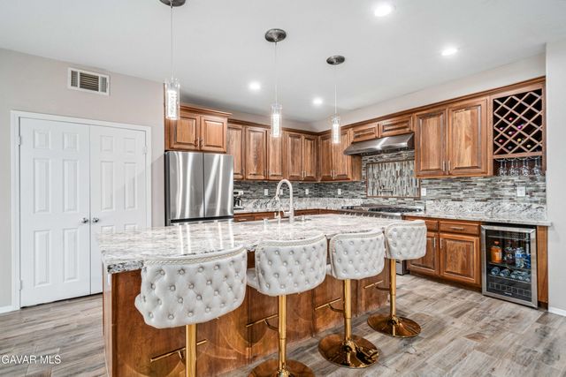 5832 W Avenue K-2, Lancaster, CA 93536