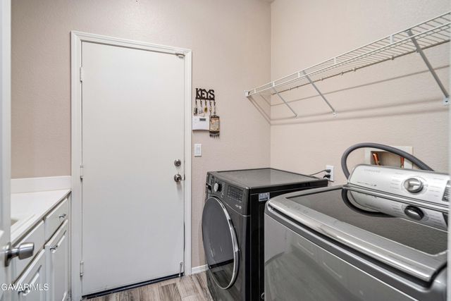 5832 W Avenue K-2, Lancaster, CA 93536