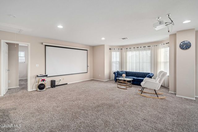 5832 W Avenue K-2, Lancaster, CA 93536