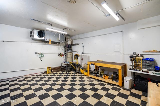 5832 W Avenue K-2, Lancaster, CA 93536