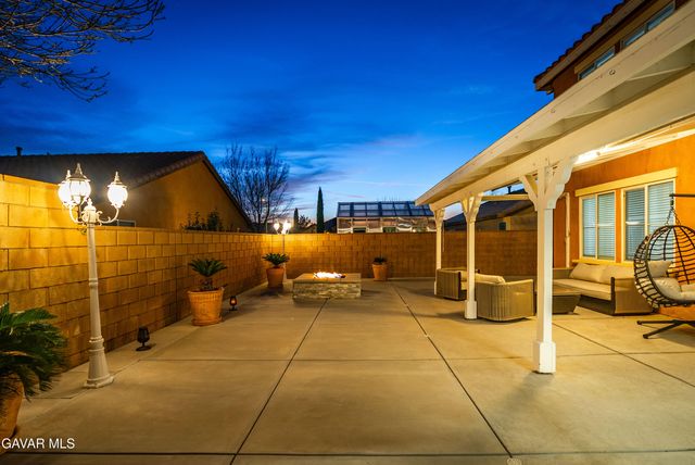 5832 W Avenue K-2, Lancaster, CA 93536