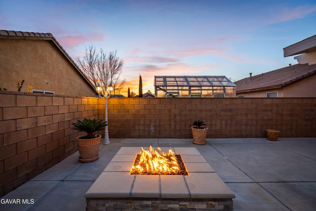 5832 W Avenue K-2, Lancaster, CA 93536