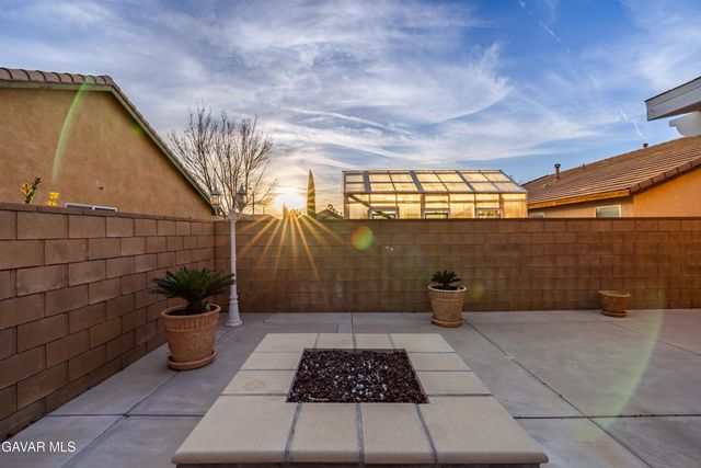 5832 W Avenue K-2, Lancaster, CA 93536