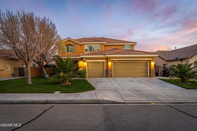 5832 W Avenue K-2, Lancaster, CA 93536