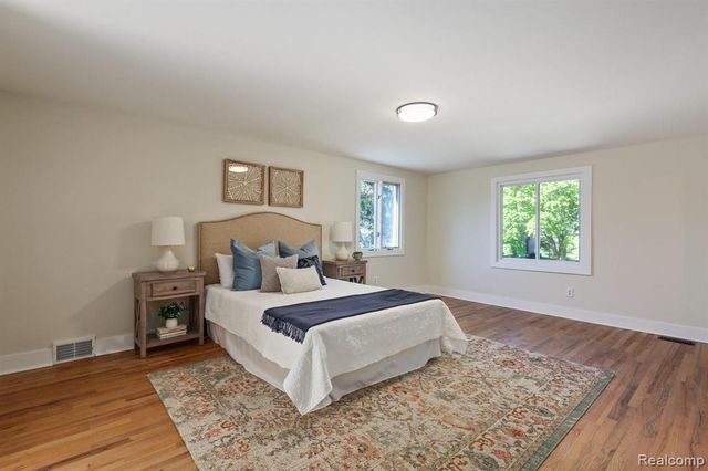 7381 Cathedral Drive, Bloomfield Hills, MI 48301