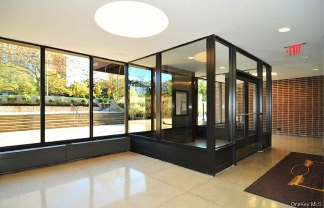 12399 Flatlands Avenue 4J, Brooklyn, NY 11207