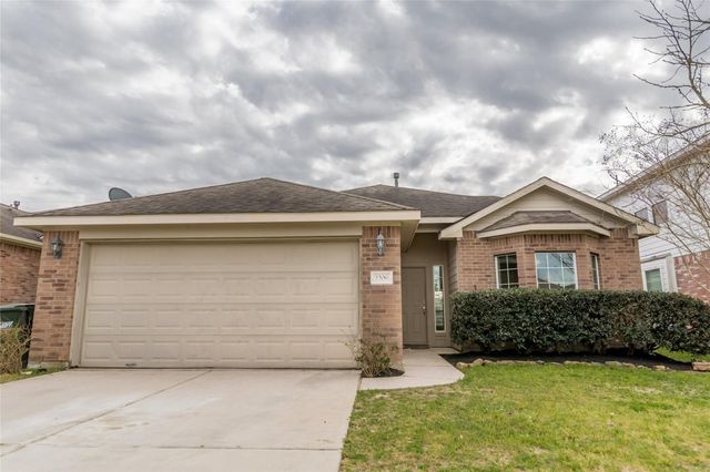 2209 Highland Crossing Drive, Conroe, TX 77304