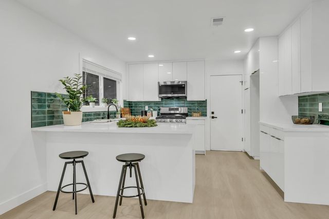 6512 Woodhurst Ct, Citrus Heights, CA 95621