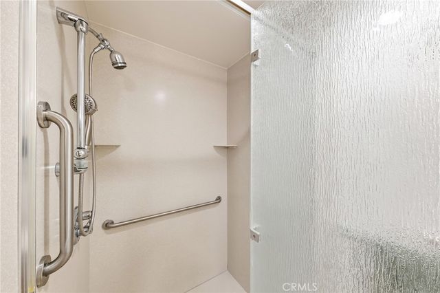 17038 California, Bellflower, CA 90706