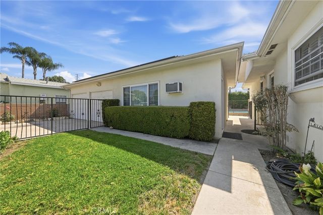 17038 California, Bellflower, CA 90706