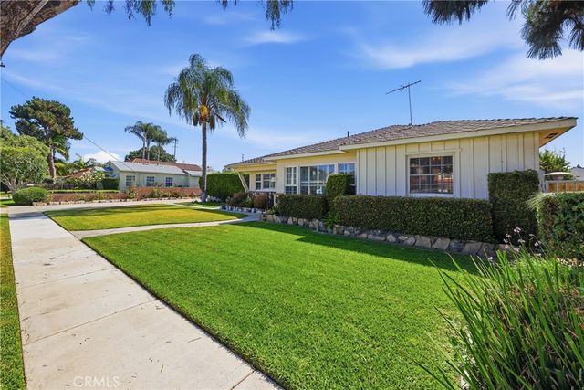 17038 California, Bellflower, CA 90706