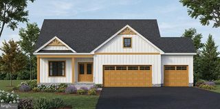 477 PLEASANTON DR, Gettysburg, PA 17325