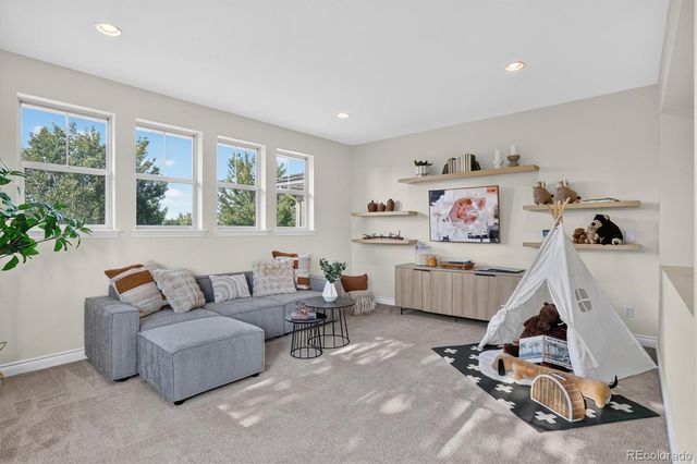 8576 E 35th Avenue, Denver, CO 80238