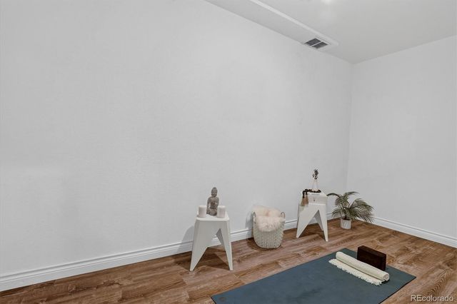 8576 E 35th Avenue, Denver, CO 80238