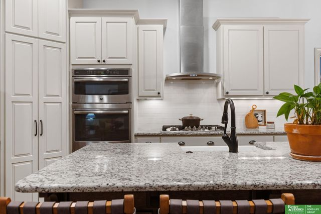 6907 S 201 Street, Gretna, NE 68028