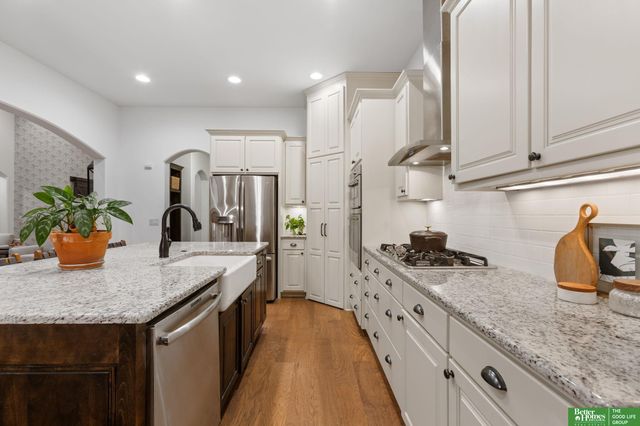 6907 S 201 Street, Gretna, NE 68028