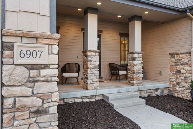 6907 S 201 Street, Gretna, NE 68028