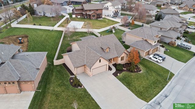 6907 S 201 Street, Gretna, NE 68028