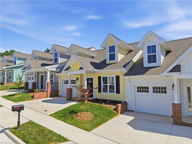1729 OLD FIELDS Boulevard, Haw River, NC 27258