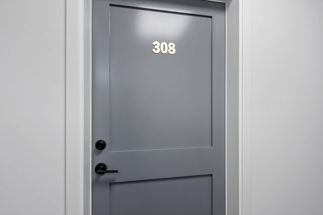 631 Franklin Street 308, Worcester, MA 01604