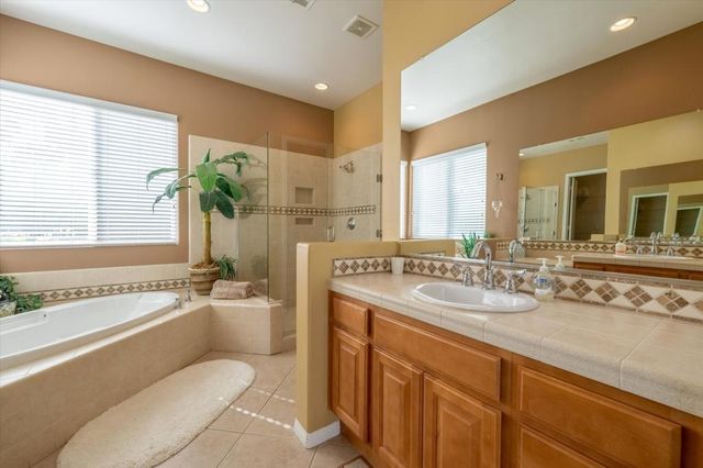 52274 Shining Star Lane, La Quinta, CA 92253