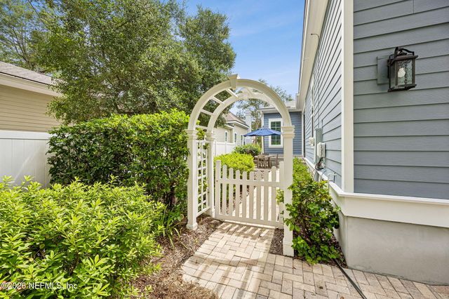 1769 S 15TH Street, Fernandina Beach, FL 32034