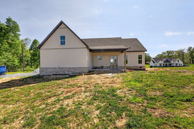 521 Powell Hollow Rd, Shelbyville, TN 37160