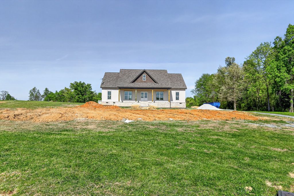 521 Powell Hollow Rd, Shelbyville, TN 37160
