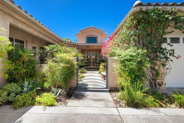 31 Sherwood Road, Rancho Mirage, CA 92270
