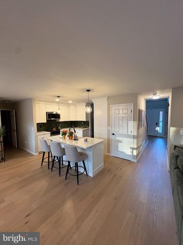 310 WINDING OAK TRAIL, Manahawkin, NJ 08050