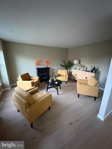 310 WINDING OAK TRAIL, Manahawkin, NJ 08050