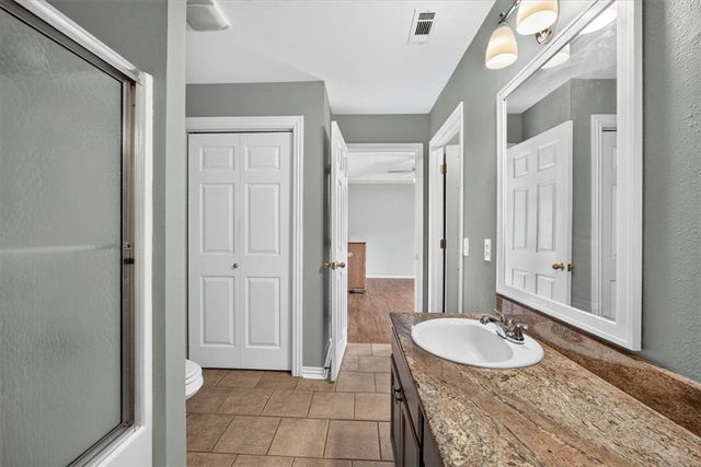 820 Peachtree Drive, Fayetteville, AR 72703
