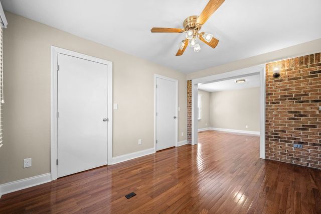 906 COUNTRY CLUB DRIVE, Tullahoma, TN 37388