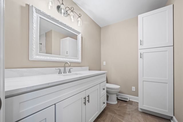 906 COUNTRY CLUB DRIVE, Tullahoma, TN 37388